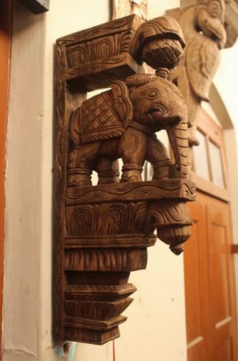 2 Pcs Vintage Wooden Wall Decor Elephant Corbel Set