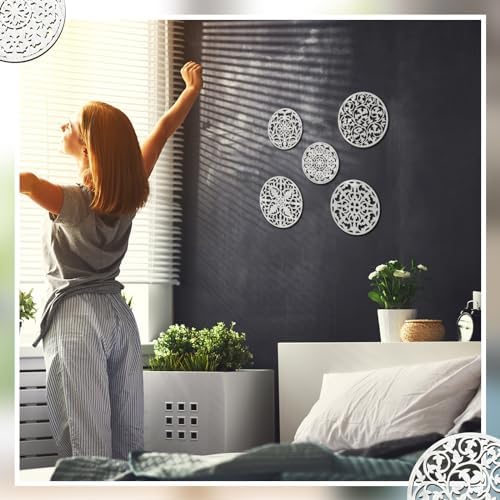 Wonderjune 5 Pcs Rustic Wall Medallion Decor