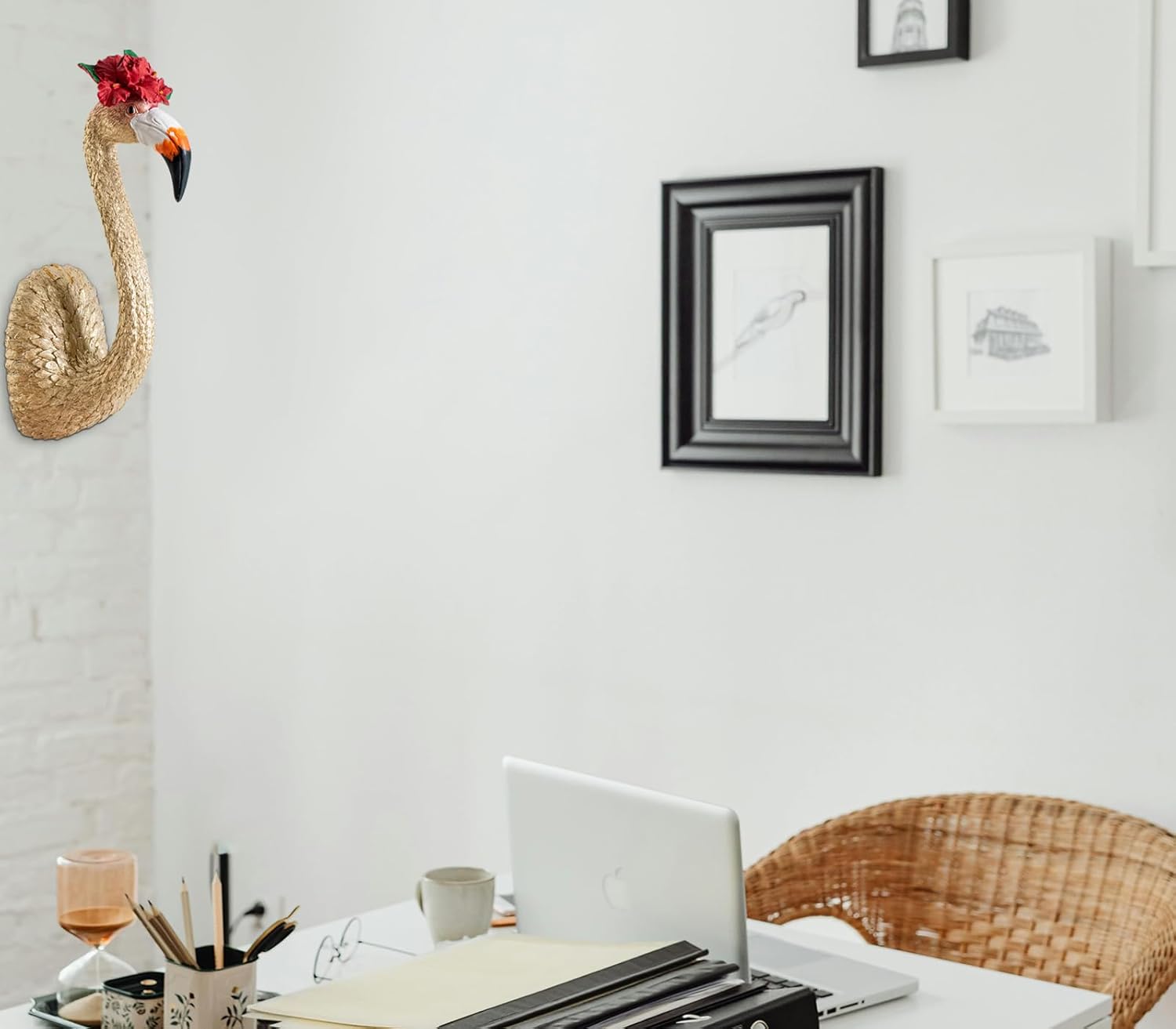 GABROC Gold Wall Decor - Large Resin Flamingo Sculpture for Hanging