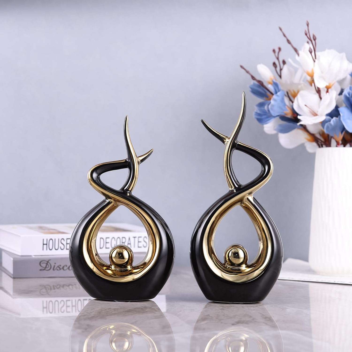 Gold Black Modern Sculpture Table Decorations Ceramic Statues for Living Room and Desk
