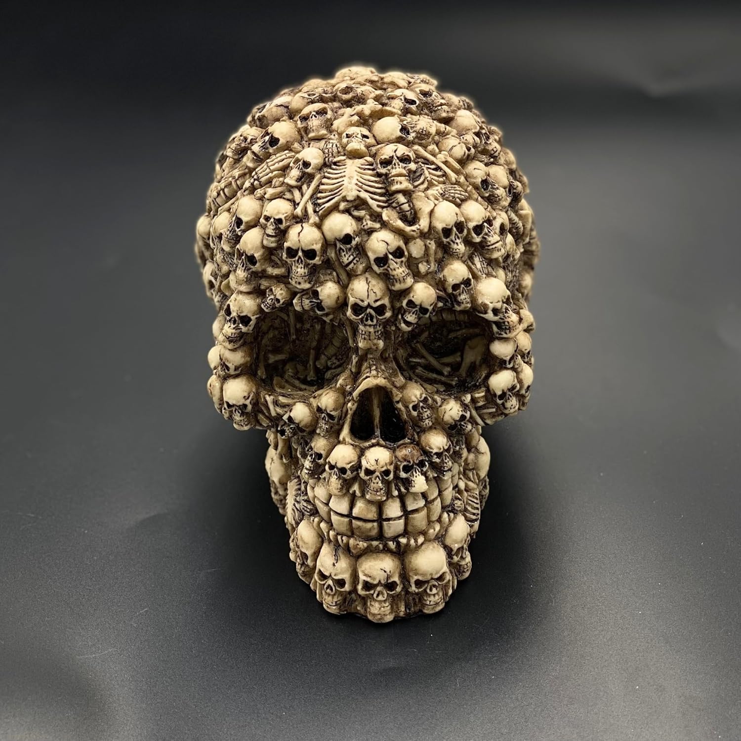 Realistic 3D Skull Decor Figurine for Home and Halloween