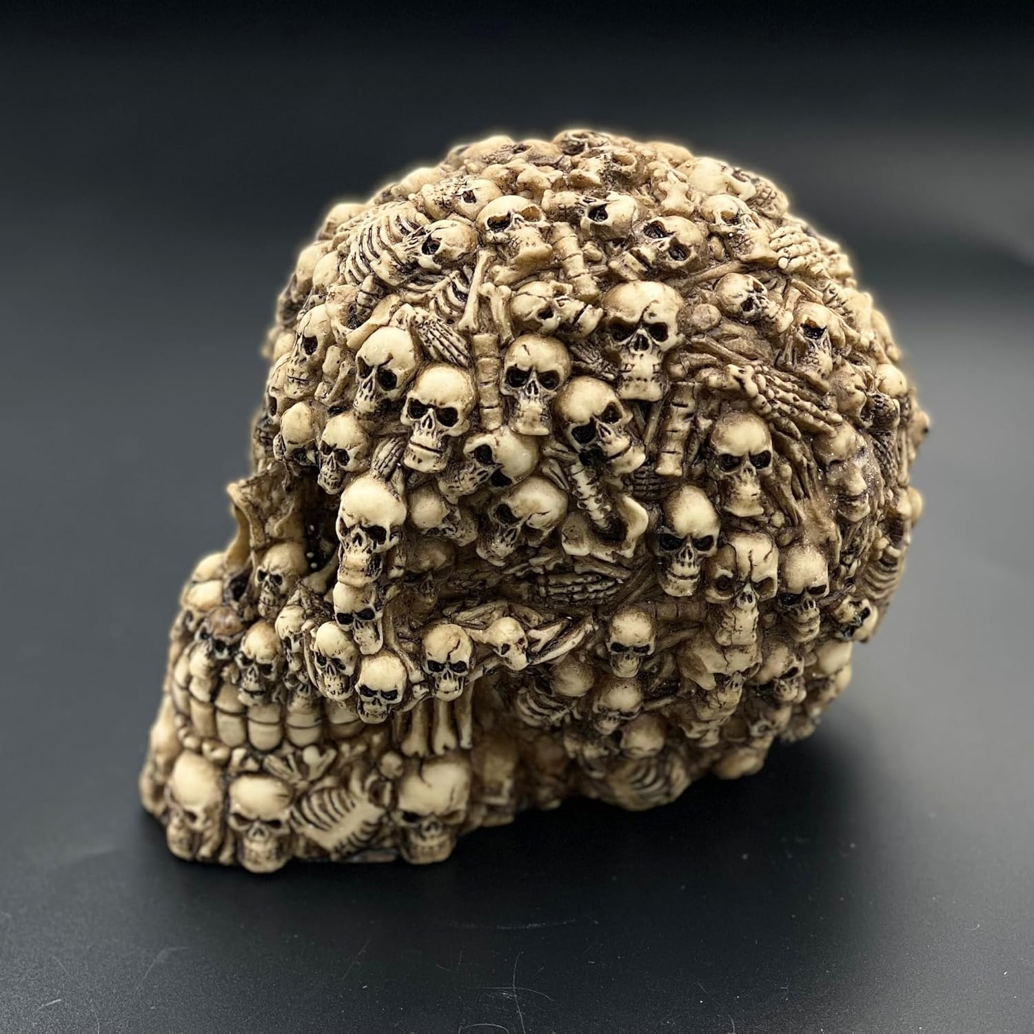 Realistic 3D Skull Decor Figurine for Home and Halloween